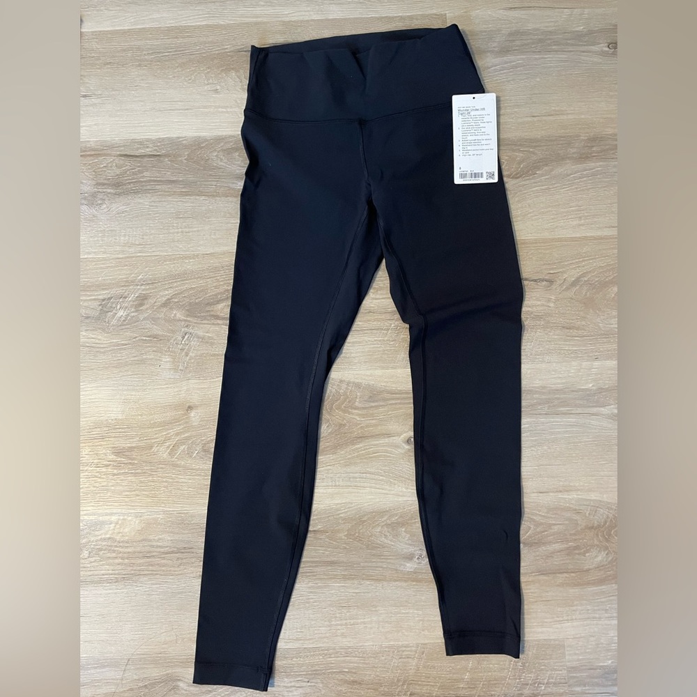 NWT Lululemon Wunder Under HR 28” - Picture 1 of 3
